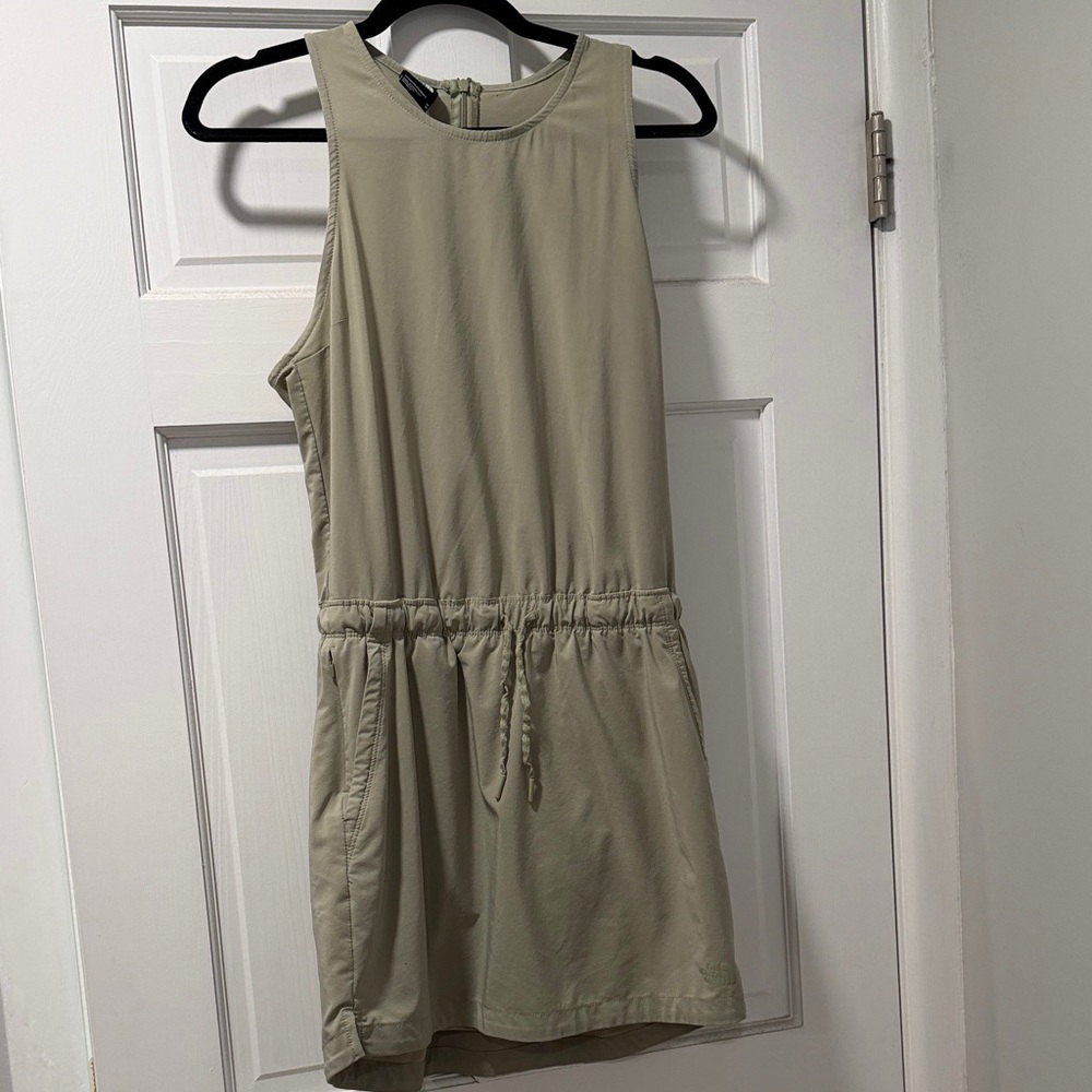 THE NORTH FACE Sleeveless Olive Green Skirt Dress